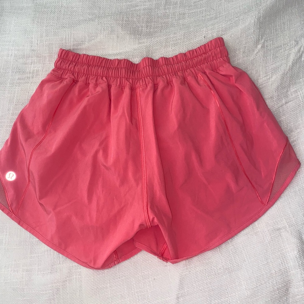 Pink Lululemon shorty Hot Shorts 4”